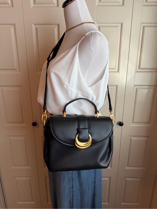 Donna Karan Handbags - Donna Karan Black Leather Top-Handle Shoulder Bag, Gold Hardware, detachable str